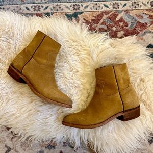 Frye Billy inside zip, wheat